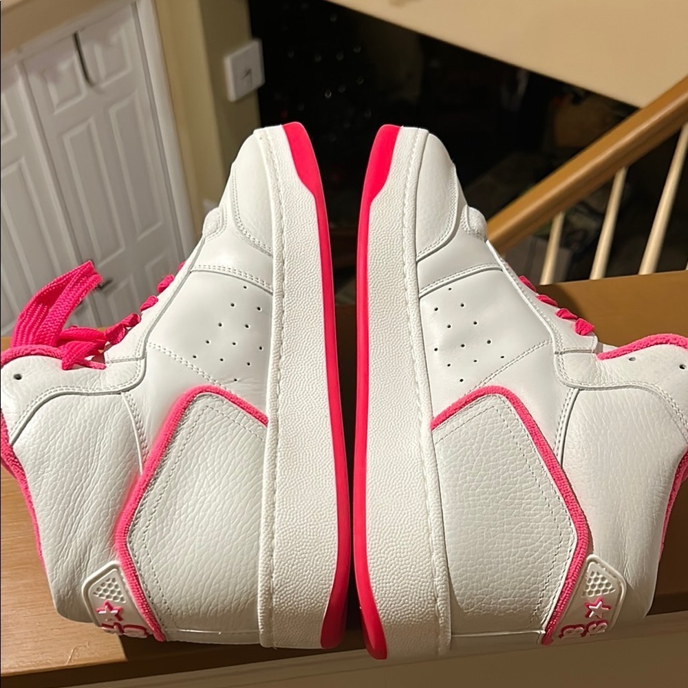 Saint Laurent SL 80 hightop Men’s White and Pink Sneakers - Picture 15 of 17